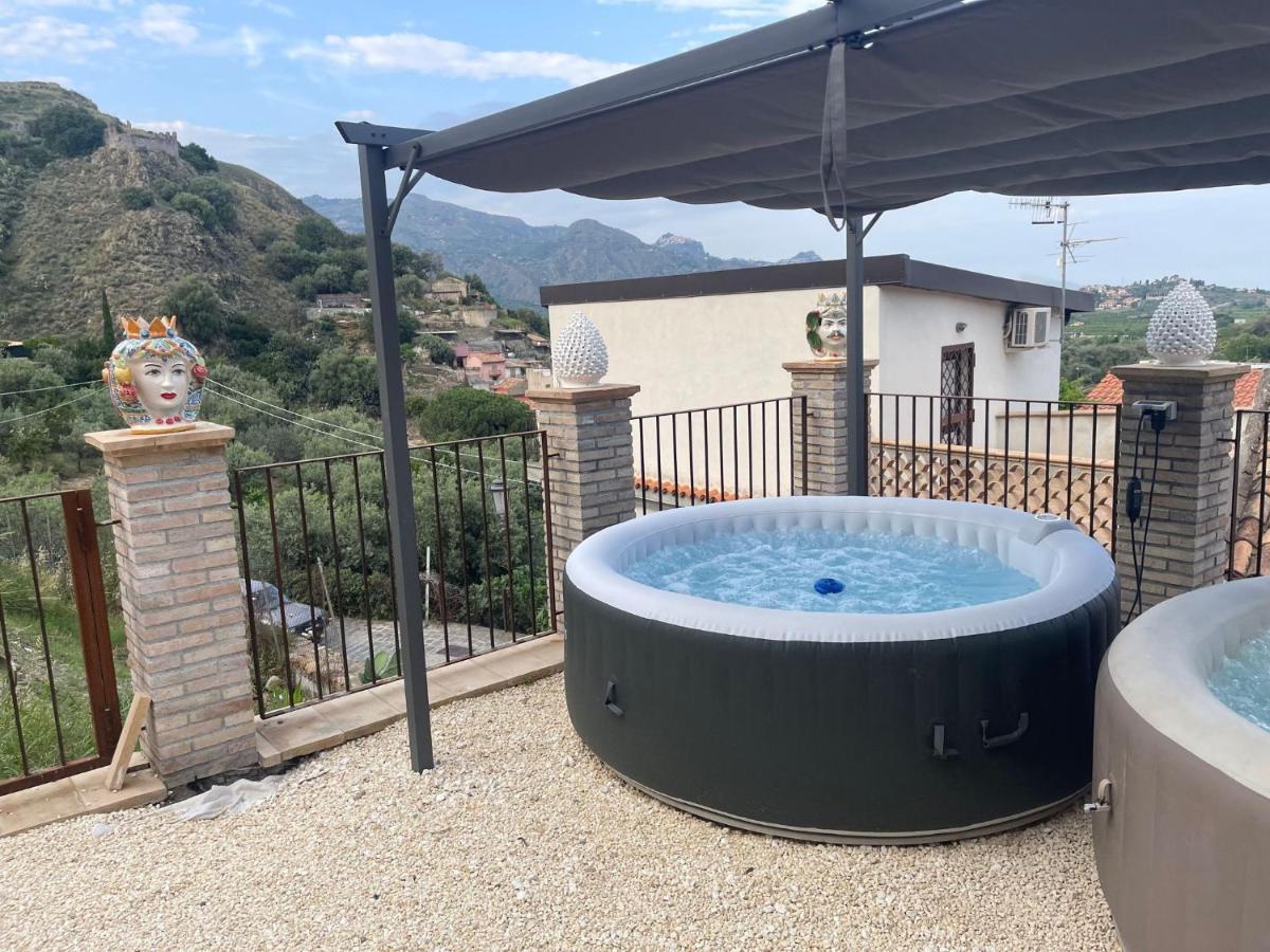Bed And Relax-Il Maniero Bed and Breakfast Calatabiano Εξωτερικό φωτογραφία