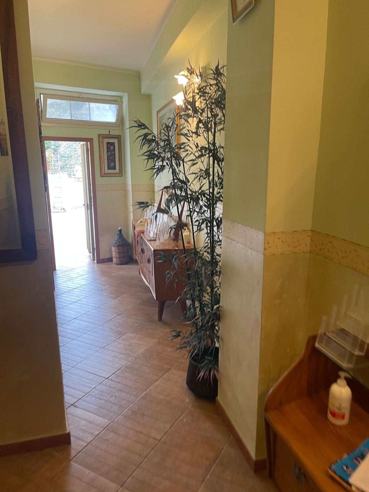 Bed And Relax-Il Maniero Bed and Breakfast Calatabiano Εξωτερικό φωτογραφία