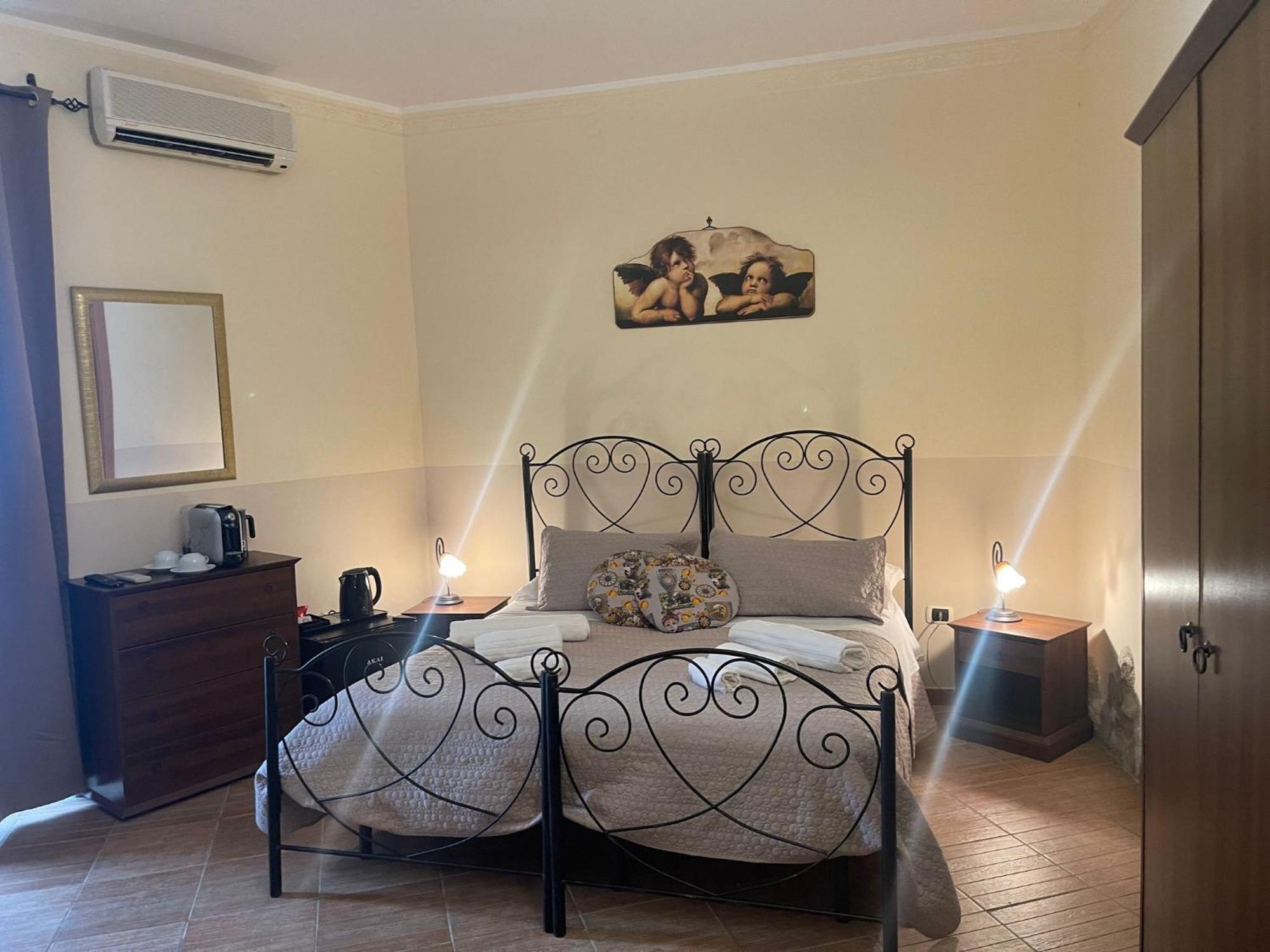 Bed And Relax-Il Maniero Bed and Breakfast Calatabiano Εξωτερικό φωτογραφία